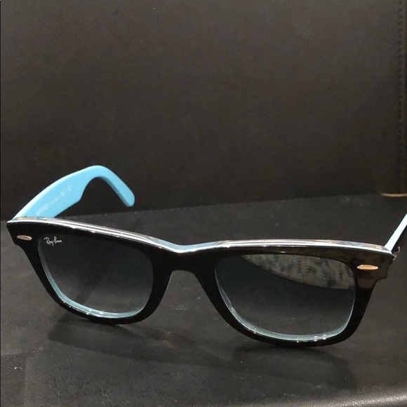 Ray-Ban Accessories - Slightly-used Wayfarer Ray-Bans